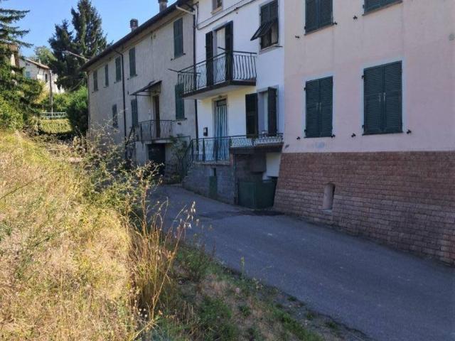 Casa indipendente in vendita a Parodi Ligure AL