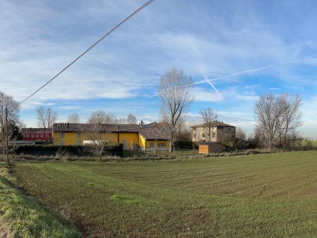Casa indipendente in vendita a Parma