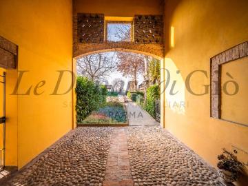 Casa indipendente in vendita a Parma PR