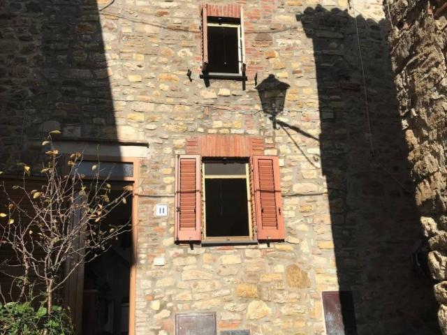 Casa indipendente in vendita a Parrano TR