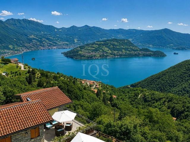 Casa indipendente in vendita a Parzanica BG