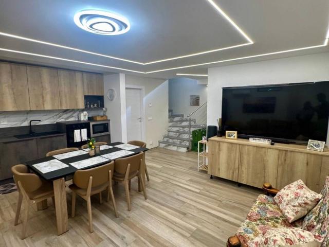 Casa indipendente in vendita a Pasian di Prato UD