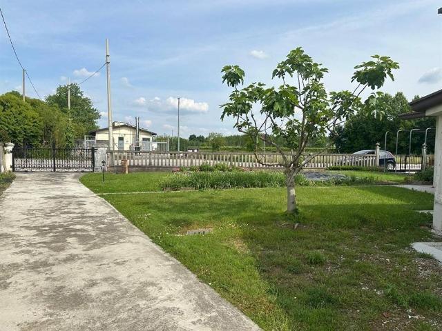 Casa indipendente in vendita a Pasiano di Pordenone PN