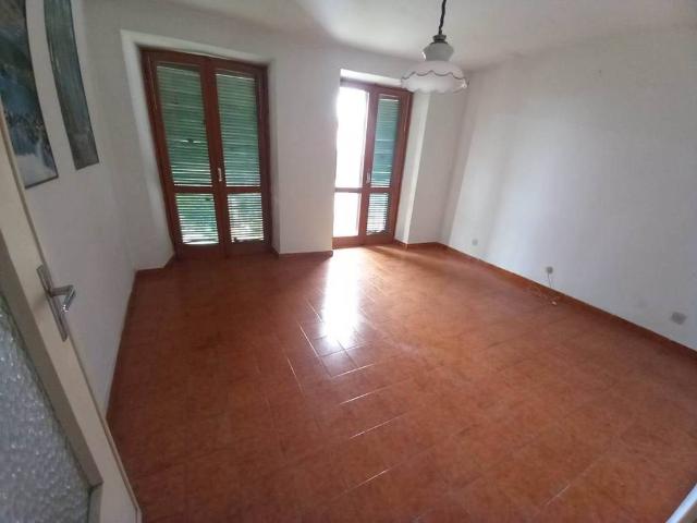 Casa indipendente in vendita a Passerano Marmorito AT