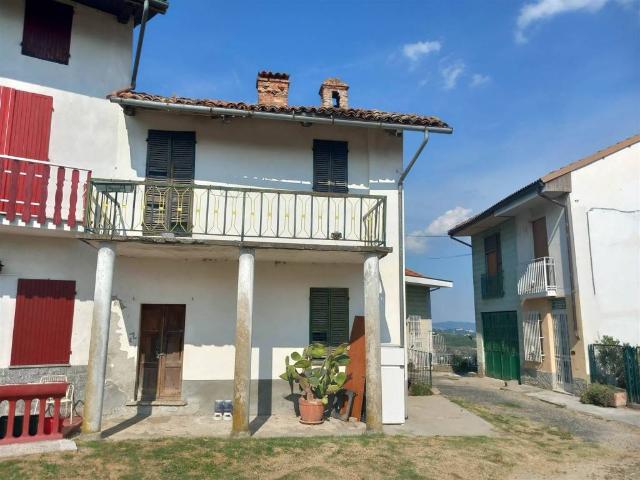 Casa indipendente in vendita a Passerano Marmorito AT