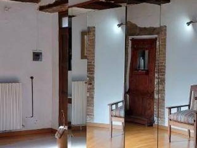 Casa indipendente in vendita a Passignano sul Trasimeno PG