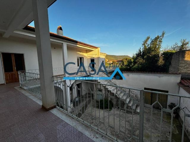 Casa indipendente in vendita a Pastorano CE