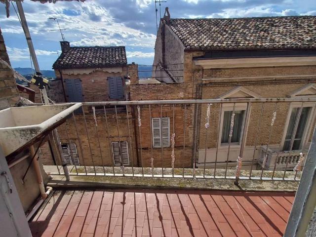 Casa indipendente in vendita a Petritoli FM