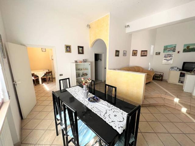 Casa indipendente in vendita a Petritoli FM