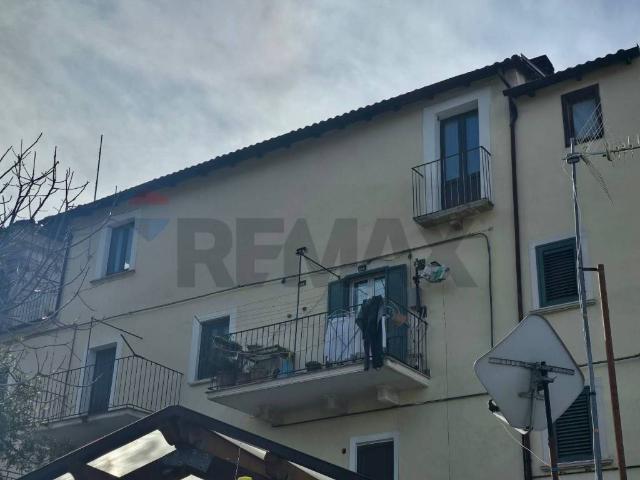 Casa indipendente in vendita a Pettorano sul Gizio AQ