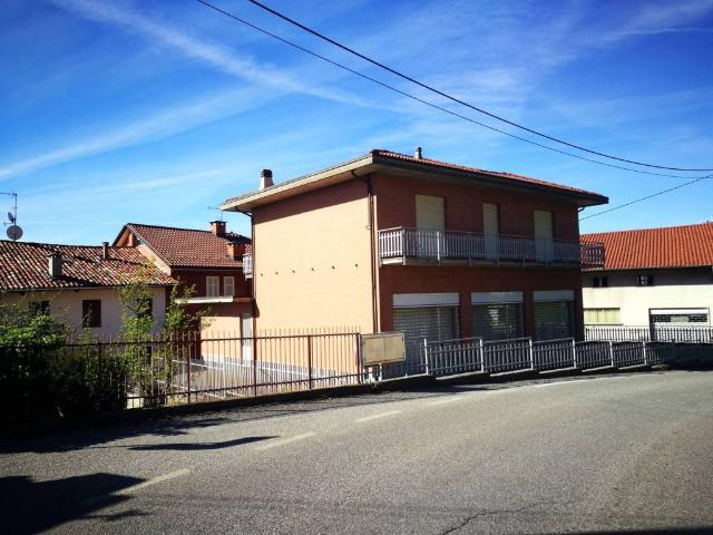 Casa indipendente in vendita a Pettinengo BI