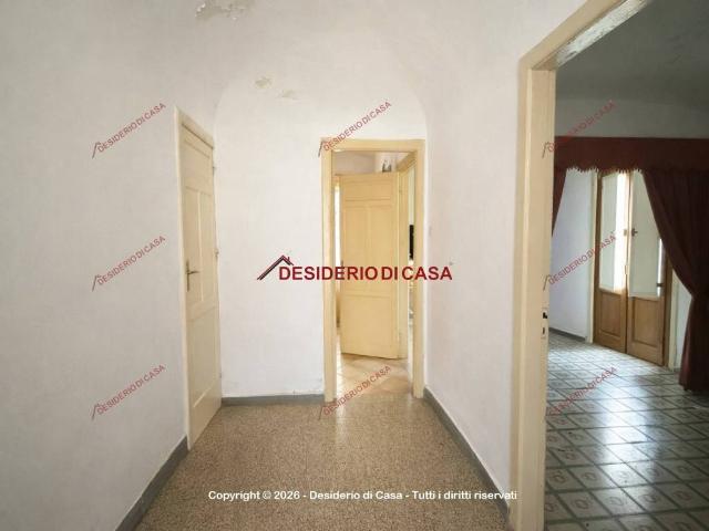 Casa indipendente in vendita a Pettineo ME