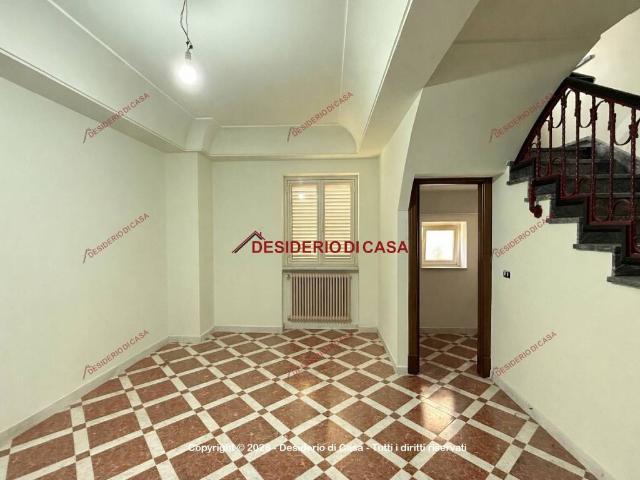 Casa indipendente in vendita a Pettineo ME