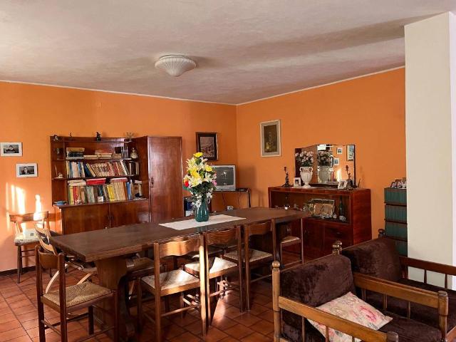 Casa indipendente in vendita a Pezzaze BS