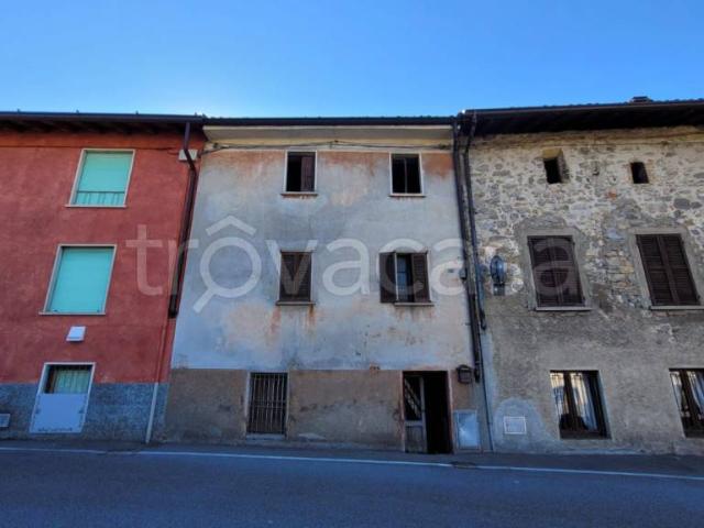 Casa indipendente in vendita a Peia