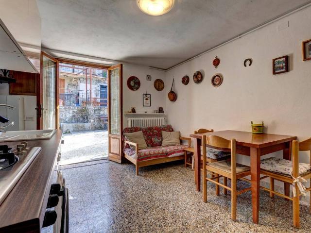 Casa indipendente in vendita a Pelago FI