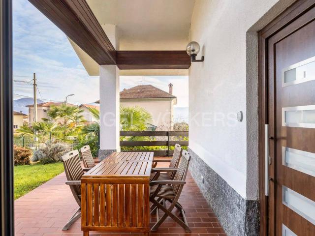 Casa indipendente in vendita a Pella