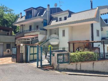 Casa indipendente in vendita a Pellezzano SA