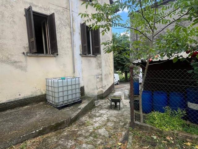 Casa indipendente in vendita a Pellegrino Parmense PR