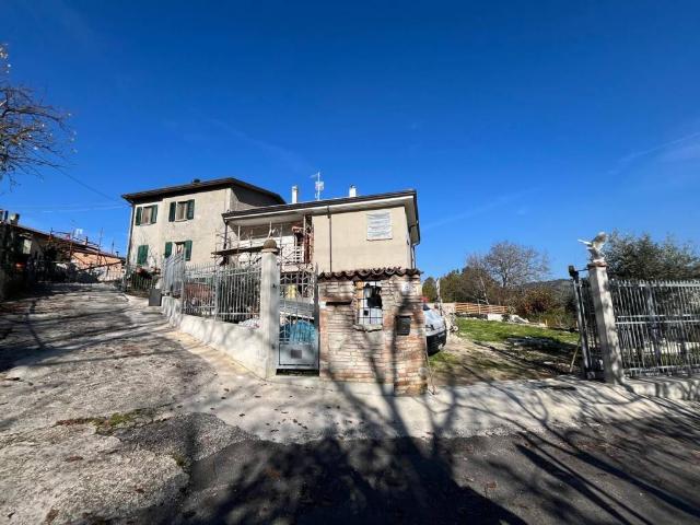 Casa indipendente in vendita a Pennabilli RN
