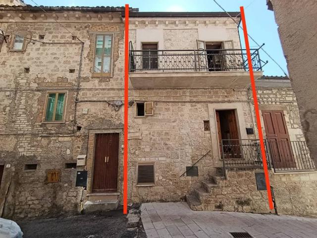Casa indipendente in vendita a Pennapiedimonte CH