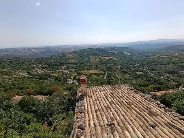Casa indipendente in vendita a Pennapiedimonte CH