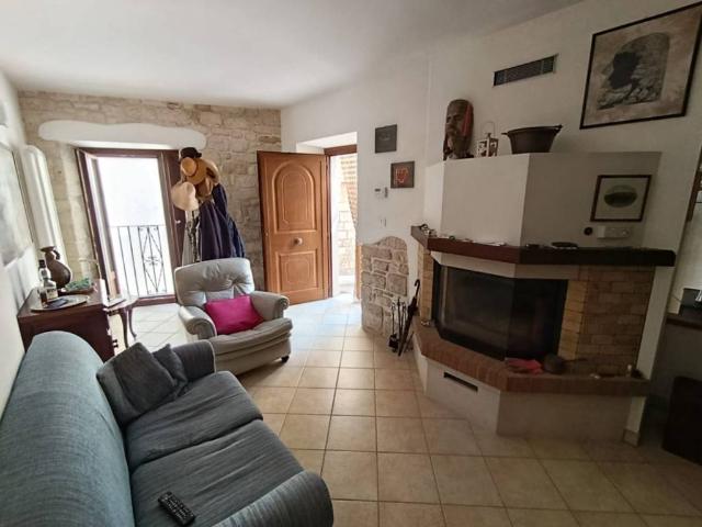 Casa indipendente in vendita a Pennapiedimonte CH