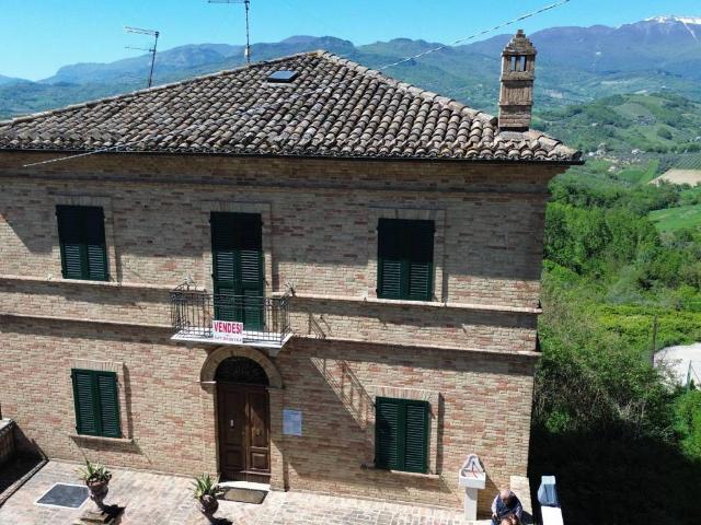 Casa indipendente in vendita a Penne PE