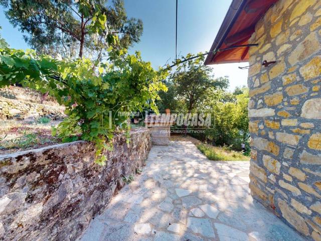 Casa indipendente in vendita a Perinaldo IM