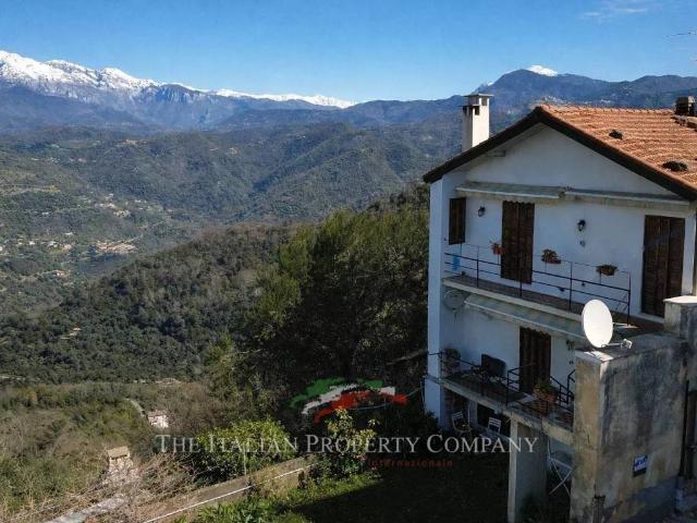 Casa indipendente in vendita a Perinaldo IM