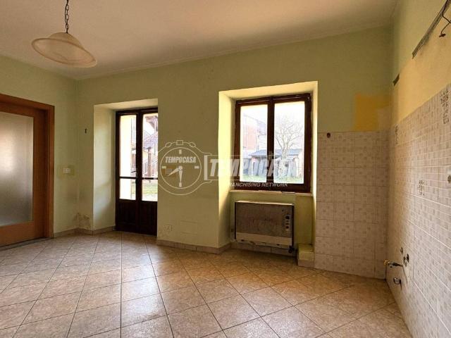 Casa indipendente in vendita a Perosa Canavese TO