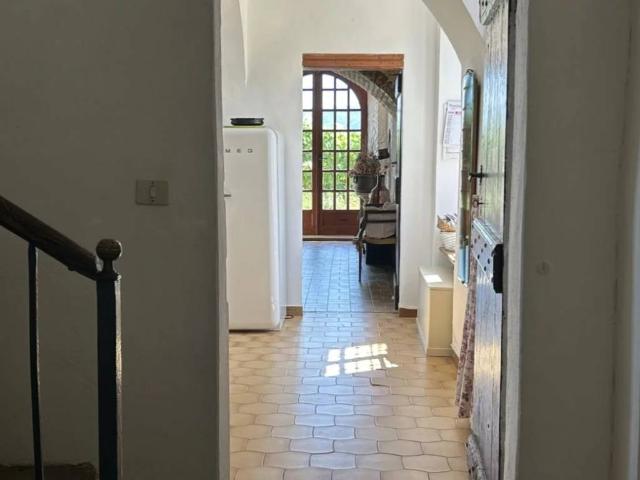 Casa indipendente in vendita a Perletto CN