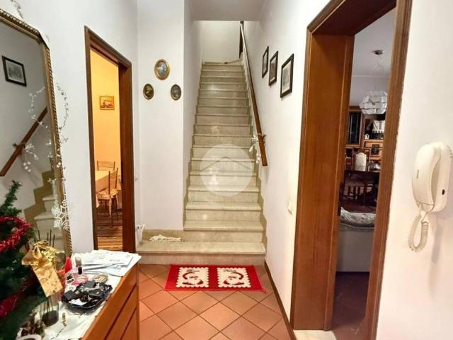 Casa indipendente in vendita a Persico Dosimo CR