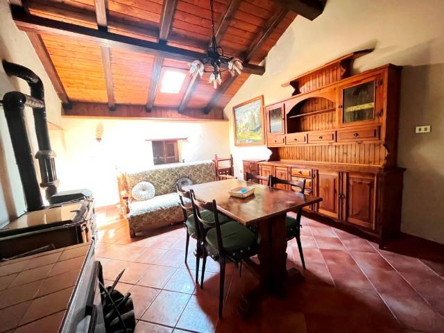Casa indipendente in vendita a Perrero TO