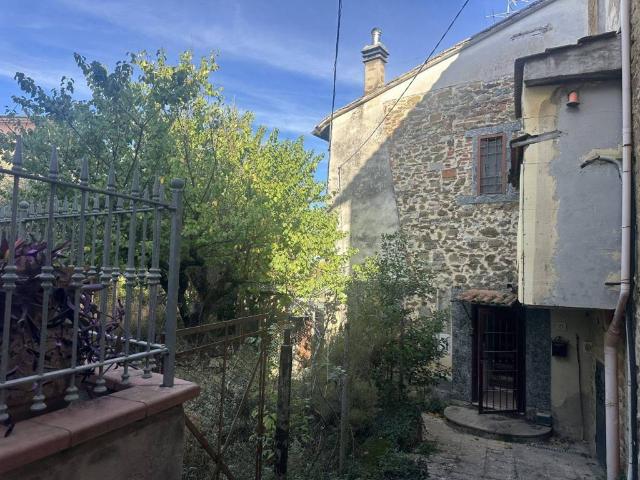 Casa indipendente in vendita a Perugia PG