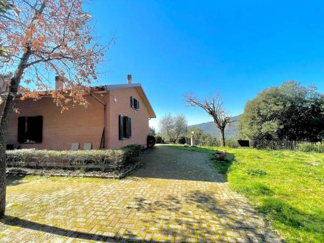 Casa indipendente in vendita a Perugia PG