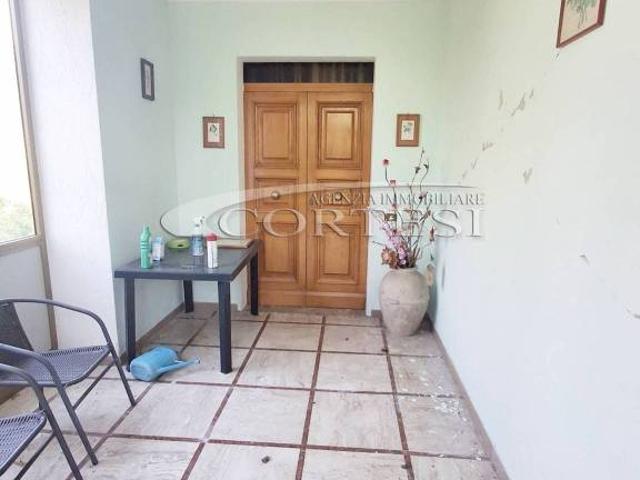 Casa indipendente in vendita a Perugia strada Tiberina Nord, Parlesca