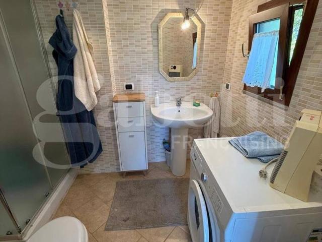 Casa indipendente in vendita a Pescorocchiano RI