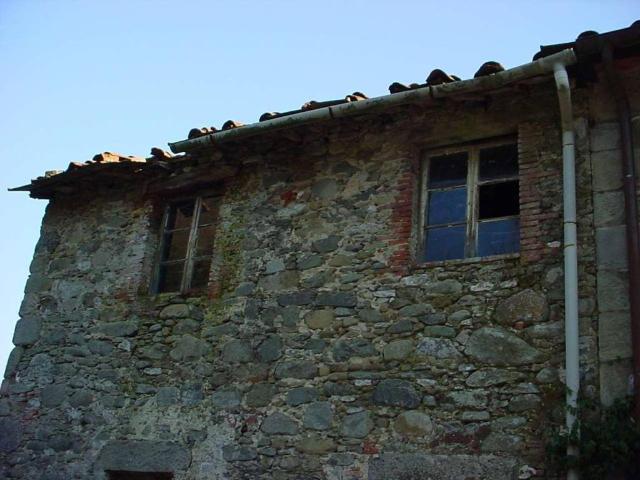 Casa indipendente in vendita a Pescaglia LU