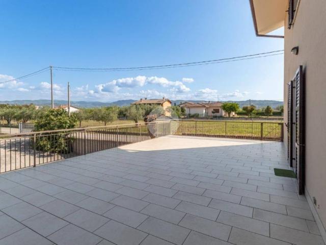 Casa indipendente in vendita a Pescantina VR