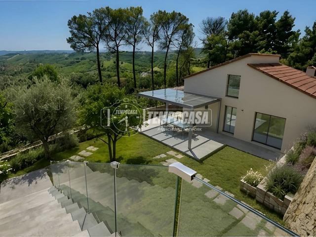 Casa indipendente in vendita a Pescara