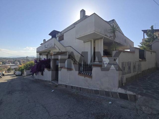 Casa indipendente in vendita a Pescara PE
