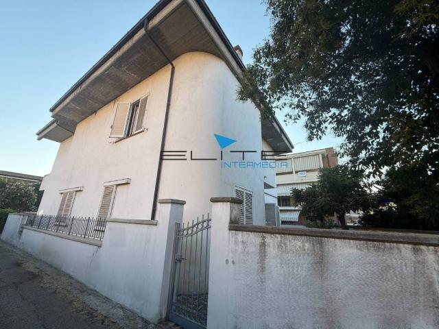Casa indipendente in vendita a Pescara PE