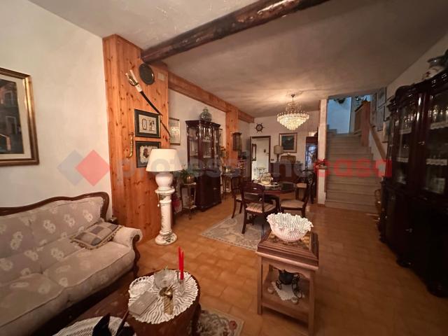 Casa indipendente in vendita a Pescasseroli