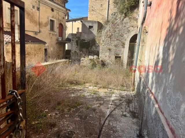 Casa indipendente in vendita a Pesche IS