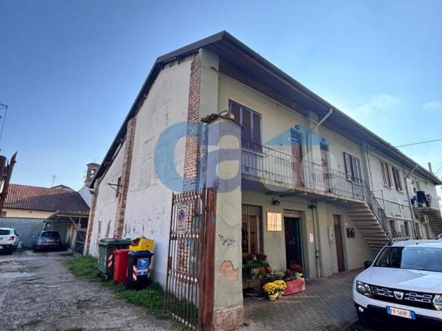 Casa indipendente in vendita a Peschiera Borromeo MI