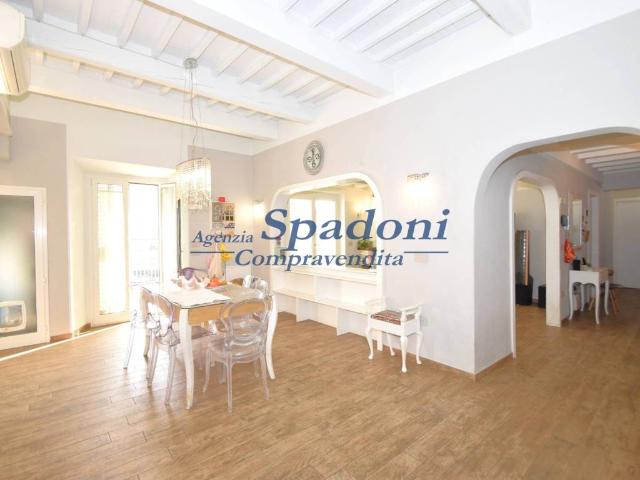 Casa indipendente in vendita a Pescia PT