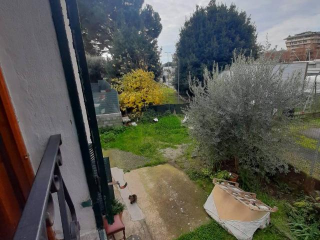 Casa indipendente in vendita a Pescia PT