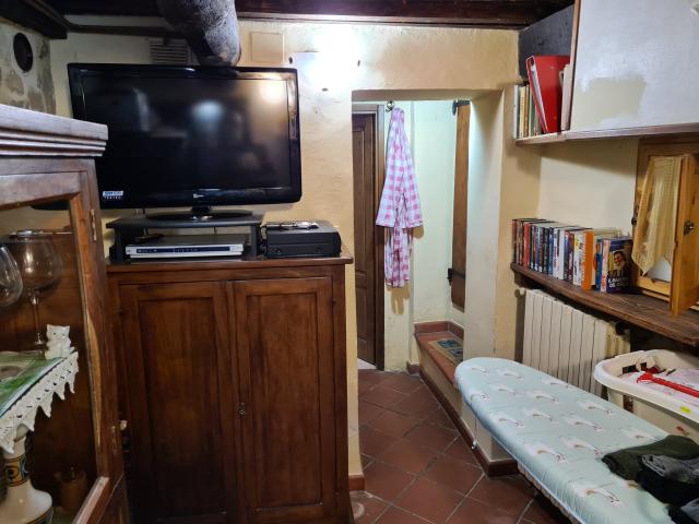 Casa indipendente in vendita a Pescia