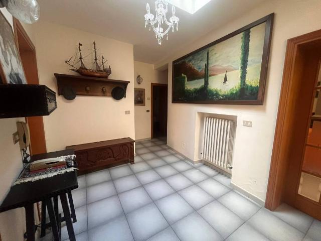 Casa indipendente in vendita a Pesaro PU